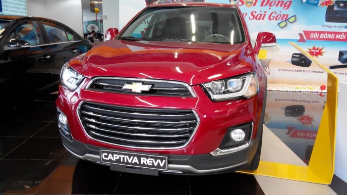 Xe SUV gầm cao Chevrolet Captiva revv sx 2016 khuyến mãi