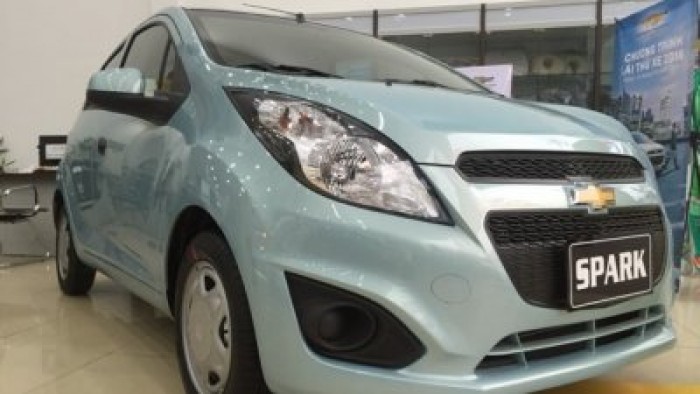 Mua xe chay Uber Chevrolet Spark LS giá chỉ 339tr