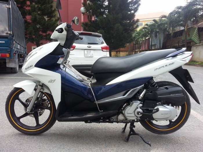 Suzuki Impulse 125Fi Trắng Xanh Phiên Bản Đặc Biệt Odo 5000Km Tuyệt Đẹp