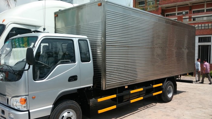Bán xe tải jac hfc1083k - 6,4 tấn thùng mui bạc, thùng kín