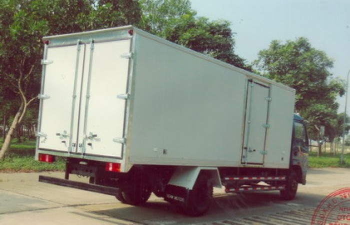 Bán xe tải veam vt340s -3,5 tấn,  thùng mui bạc, thùng kín - thùng dài 6,1m- động cơ hyundai