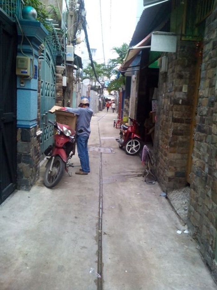 Bán nhà hẻm 4m Phạm Văn Hai, phường 3, quận Tân Bình