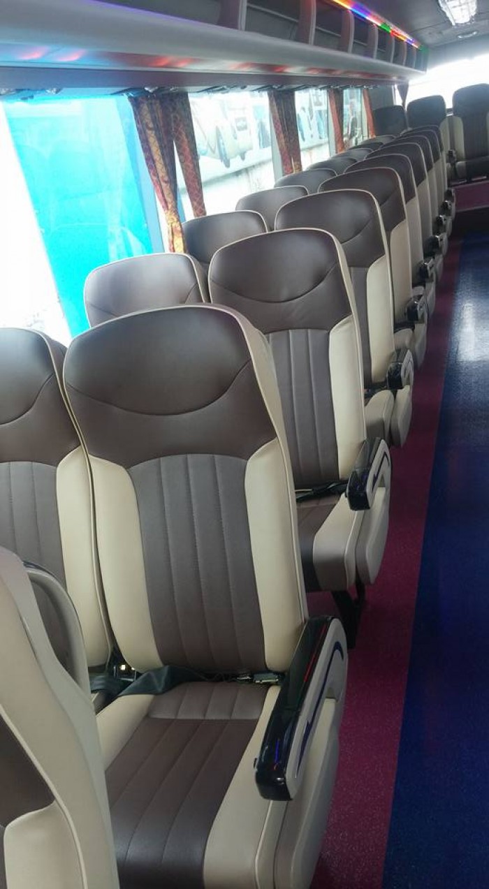 Bán xe 47 chỗ bầu hơi huế.