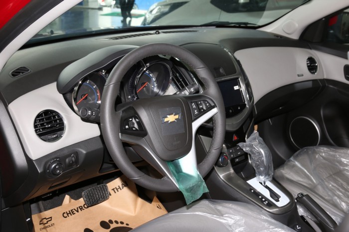 Chevrolet CRUZE LTZ giá tốt nhất TP.HCM