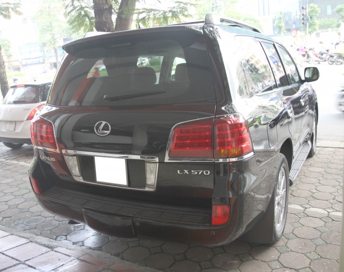 Lexus LX 570 mầu đen nhập nhật 2008