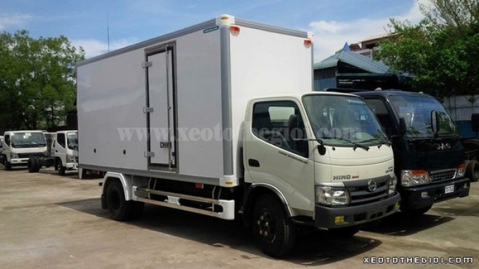 Hino DUTRO HINO WU342L-NKMRHD3 Xe tải 4 tấn, Tổng tải 7.5 tấn