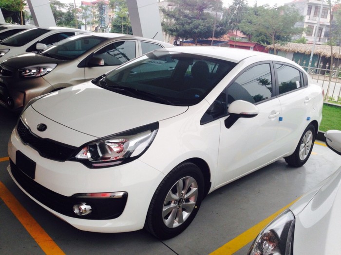 Kia Rio số tự động giá rẻ