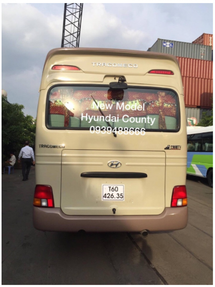 Xe khách Hyundai Limousin 29 chỗ ghế 2-2 new