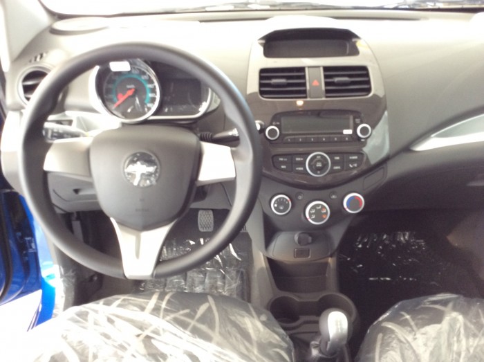 Bán xe chevrolet giá cạnh tranh , spark duo 2016 MT