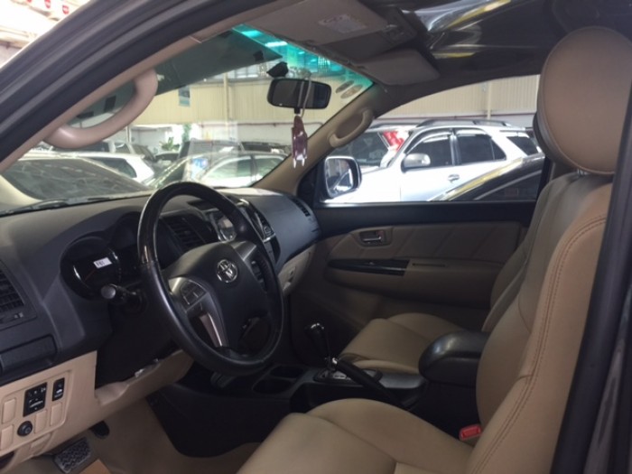 Bán xe fortuner 1 cầu màu xám 2014