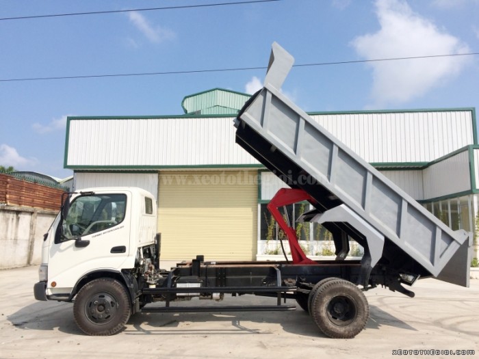 Bán xe tải Hino WU352L-NKMQHD3,thùng dài 5m tải trọng 3.5 tấn giá 480 triệu