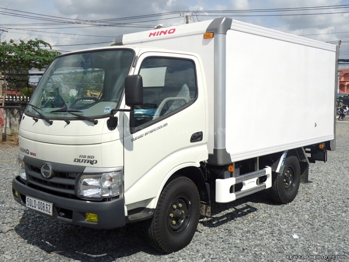 Bán xe tải Hino 3.5 tấn thùng kín giá 480 triệu, giao xe toàn quốc