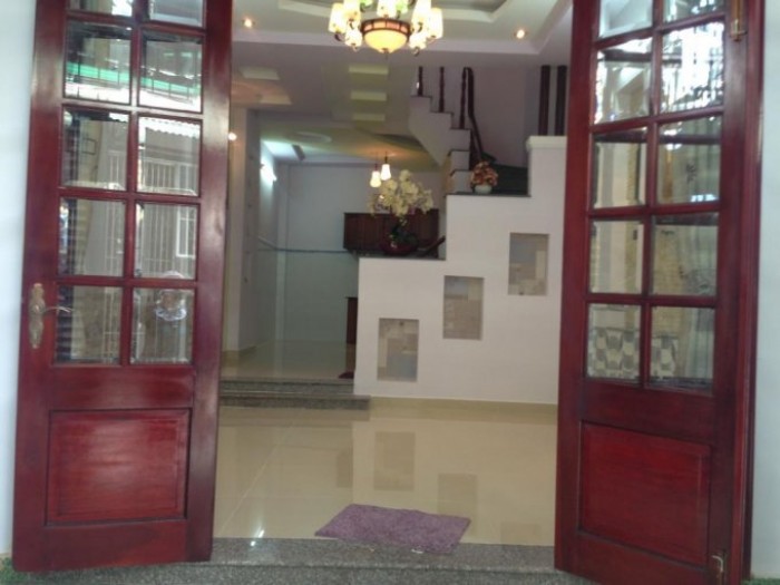 Cần bán gấp căn nhà 1T+2L, KDC đông đúc đường 22 Linh Đông