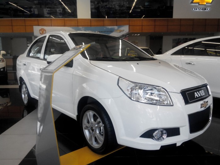 Bán xe Chevrolet Aveo 1.5LT sx 2016 giá chỉ 445tr