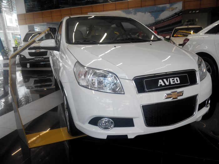 Bán xe Chevrolet Aveo 1.5LT sx 2016 giá chỉ 445tr