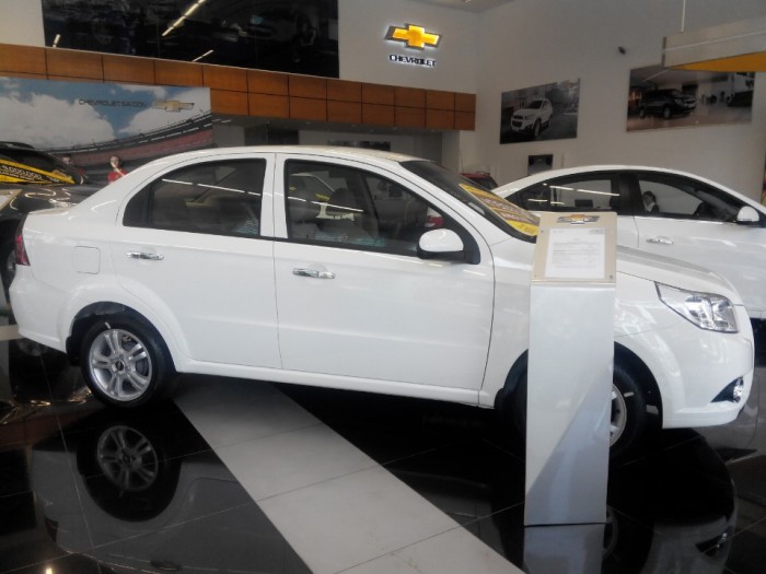 Bán xe Chevrolet Aveo 1.5LT sx 2016 giá chỉ 445tr