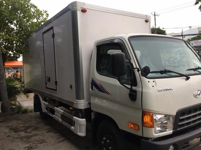 Hyundai hd 99 thùng bảo ôn 2016 xe có sẵn giao ngay