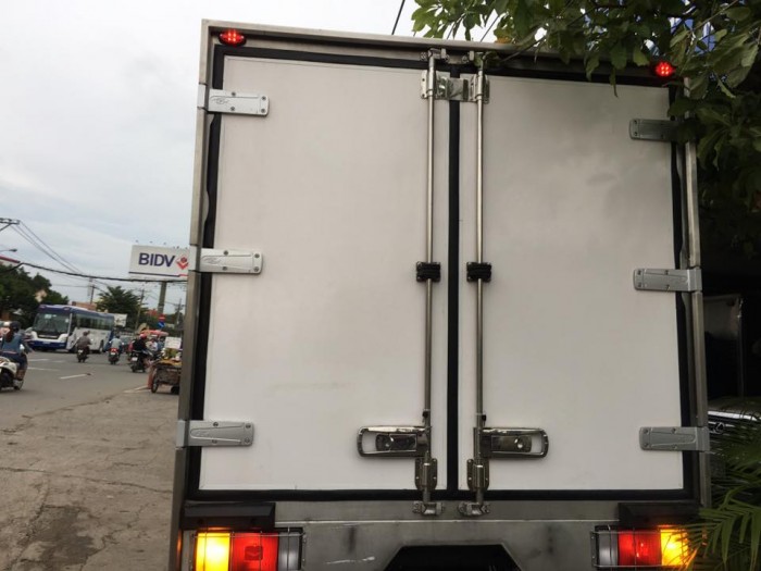 Hyundai hd 99 thùng bảo ôn 2016 xe có sẵn giao ngay