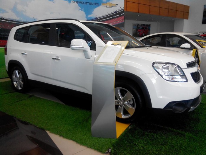 Xe 7 chỗ Chevrolet Orlando xã hàng giá gốc gọi ngay