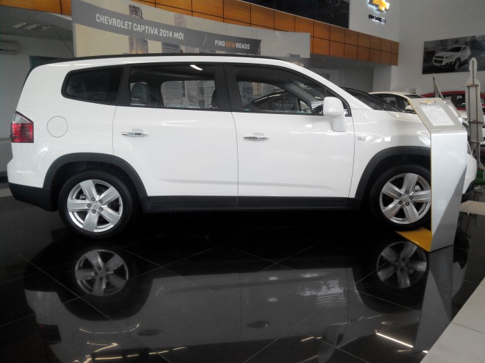 Xe 7 chỗ Chevrolet Orlando xã hàng giá gốc gọi ngay