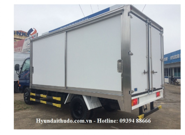 Xe tải HD600 trọng tải 5,3 tấn thùng kín