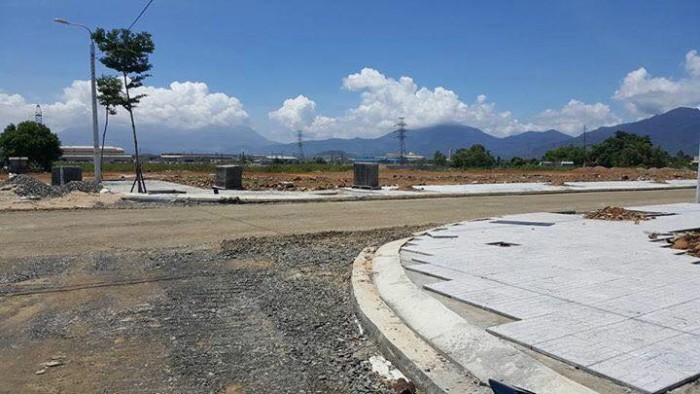7 Lô ĐẤT Cuối  khu đô thị mới  LIÊN CHIỂU RESIDENCE