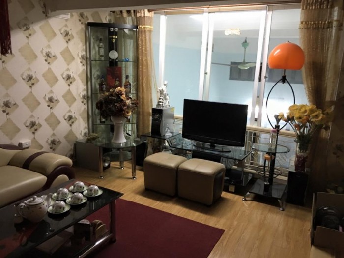 [Gấp].Bán nhà phố Thái Hà, 40m2, 5 tầng, MT 4m, giá 5.5 tỉ, oto qua cửa.