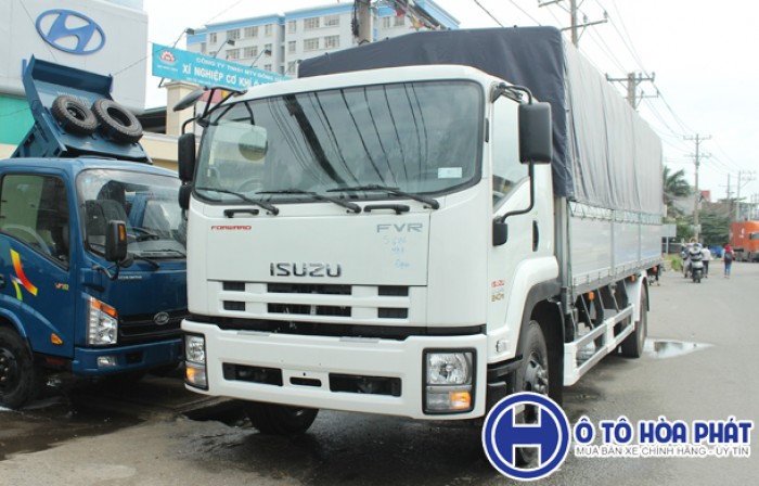 Xe tải thùng isuzu 8t2 dang được khuyễn mãi phí trước bạ