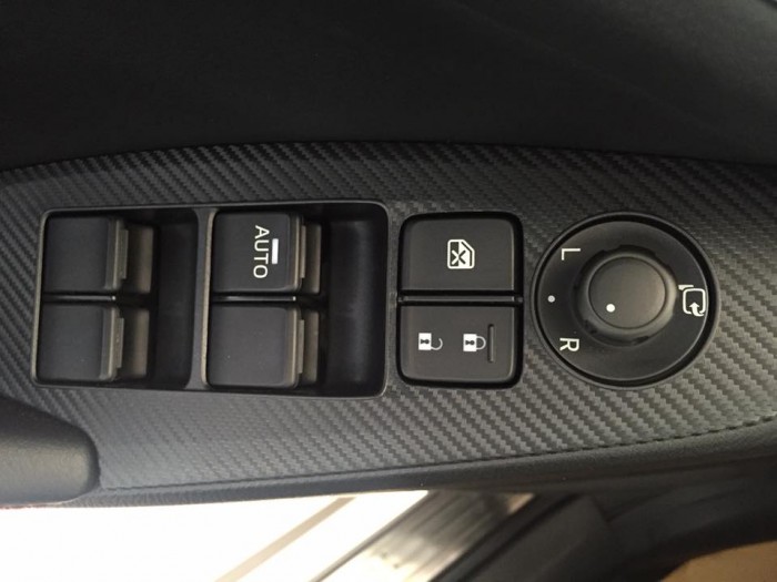 MAZDA 3 2.0, giao xe nhận quà liền tay