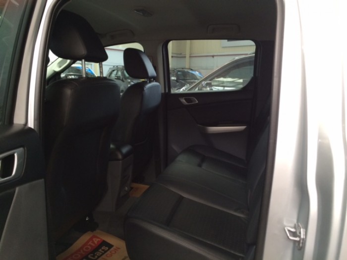 Bán Xe Bán Tải Mazda Bt50, Màu Bạc 2015