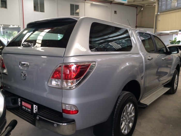 Bán Xe Bán Tải Mazda Bt50, Màu Bạc 2015