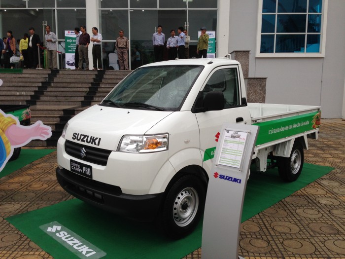Bán xe tải Suzuki 750kg xe tải 7 tạ hỗ trợ đăng ký đăng kiểm giao xe nhanh