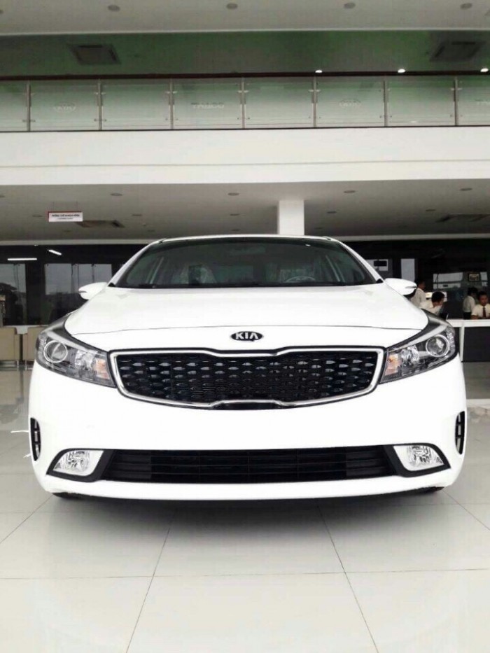 Kia Cerato số tự động giá rẻ nhất