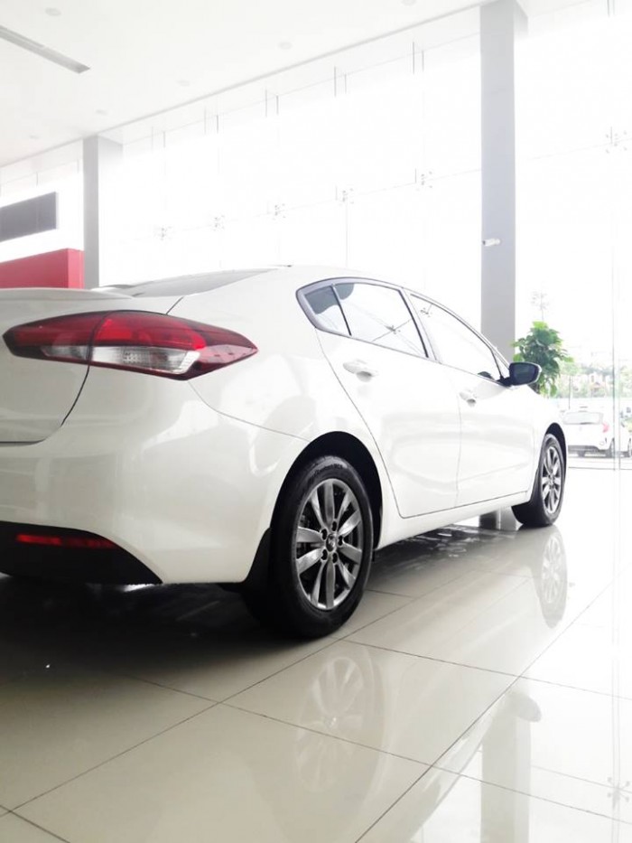 Bán xe kia cerato-k3 giá rẻ