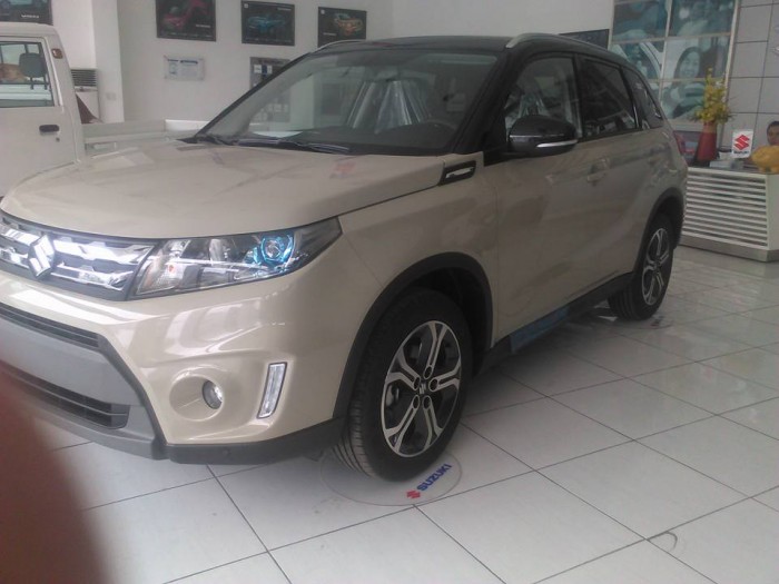 Suzuki Vitara - 5 chỗ.Nhập Khẩu