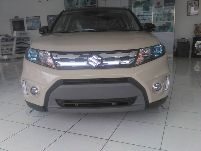 Suzuki Vitara - 5 chỗ.Nhập Khẩu