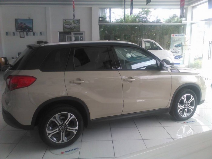Suzuki Vitara - 5 chỗ.Nhập Khẩu