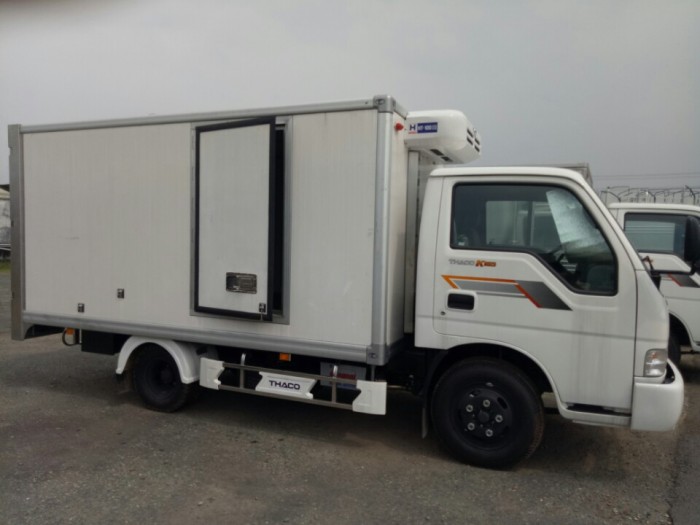 Xe đông lạnh KIA K165S tải trọng 2 tấn lưu thông thành phố, bán trả góp