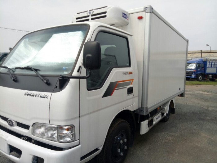 Xe đông lạnh KIA K165S tải trọng 2 tấn lưu thông thành phố, bán trả góp