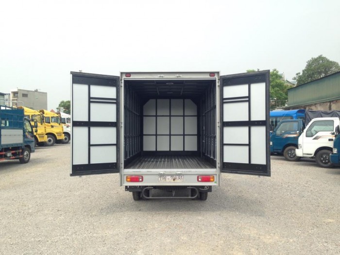 Xe tải trường hải k165 thùng kín