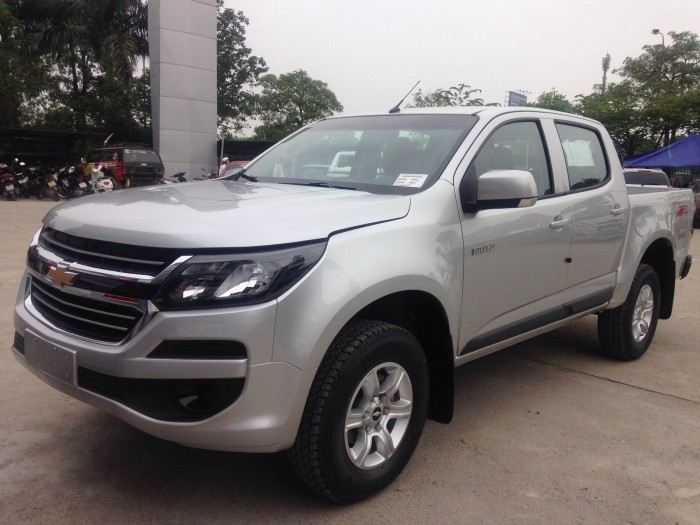 Bán Chevrolet Colorado LT  số sàn , xe nhập khẩu Thái Lan, đủ màu, giao ngay, giá ưu đãi lớn