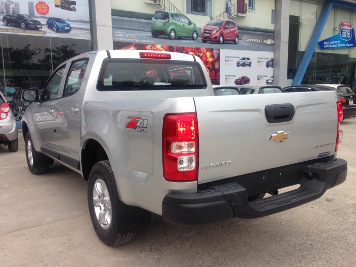 Bán Chevrolet Colorado LT  số sàn , xe nhập khẩu Thái Lan, đủ màu, giao ngay, giá ưu đãi lớn
