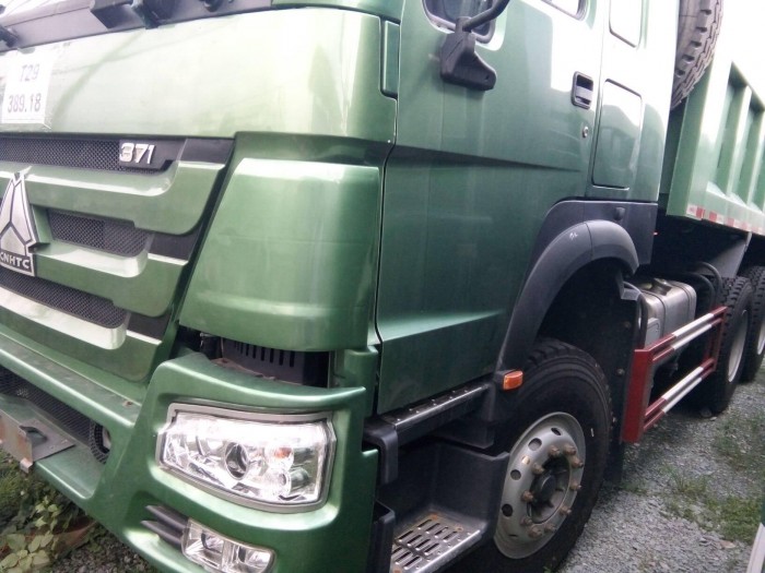 Xe ben howo 3 chân nhập khẩu nguyên chiếc 371hp 10,3m3
