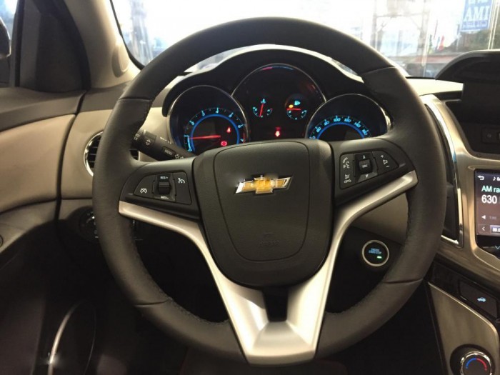 Chevrolet cruze 1.8 ltz 2016, giảm ngay 70 triệu đến 30/10/2016