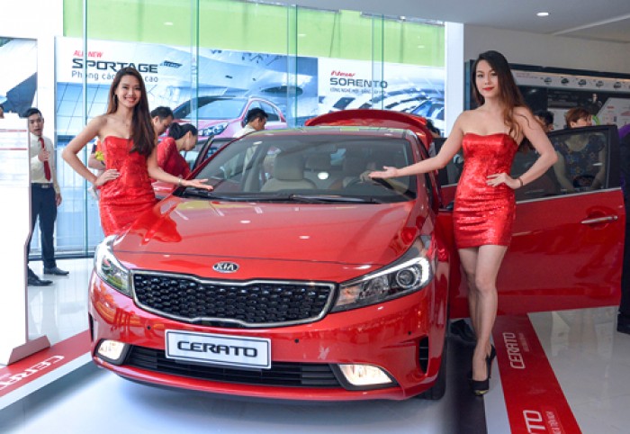 Xe du lịch KIA CERATO 5 chỗ- Bến Tre