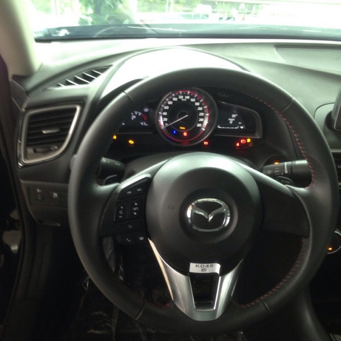 Mazda 3 1.5 SEDAN màu cực CHẤT, Giá cực SỐC, CHỈ 160 TRIỆU rước xe về nhà