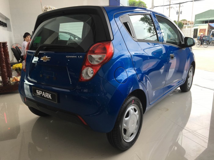 Spark 1.2 lt, xe nhỏ dễ di chuyển, thích hợp kinh doanh taxi ( uber, grap),hỗ trợ vay đến 90%, liên hệ ngay để có giá tốt nhất
