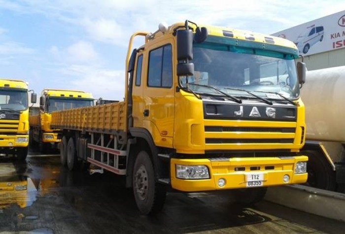 Xe tải,xe tải JAC 3 chân,xe tải JAC giá rẻ tại Hà Nội