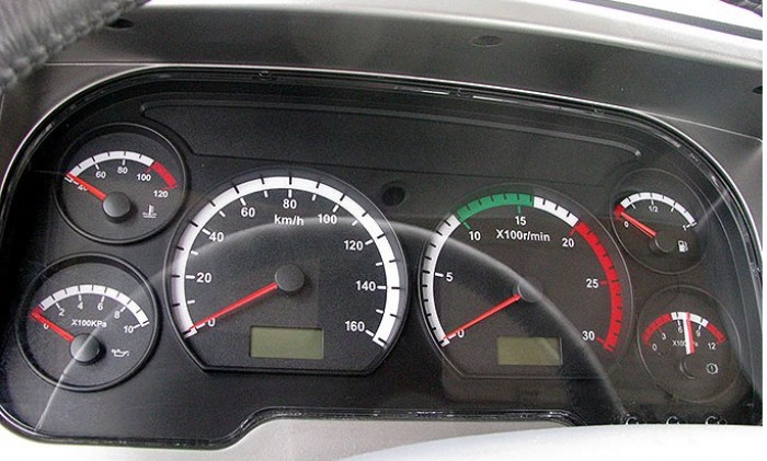 Xe đầu kéo jac,xe đầu kéo jac 2 cầu,xe đầu kéo jac 2 cầu giá rẻ tại Hà Nội 8