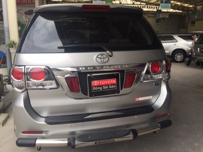 Bán Xe Fortuner 1 Cầu Màu Bạc, 2015